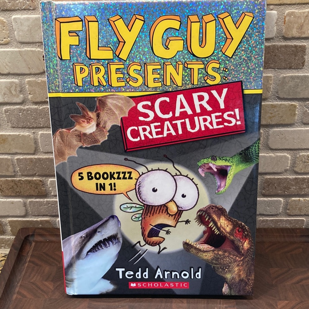Scholastic Fly Guy Presents: Scary Creatures 5 Books in One!